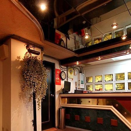 Broadway Hotel Taichung Eksteriør billede