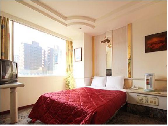 Broadway Hotel Taichung Eksteriør billede