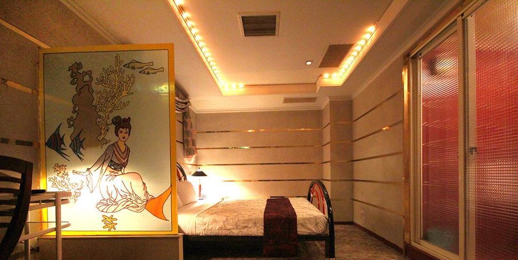 Broadway Hotel Taichung Eksteriør billede