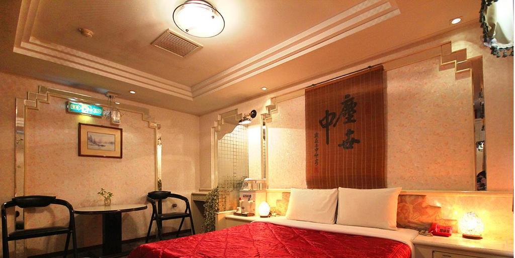 Broadway Hotel Taichung Eksteriør billede